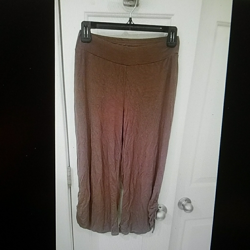 Ann Taylor Loft vintage Brown yoga relax crop pant